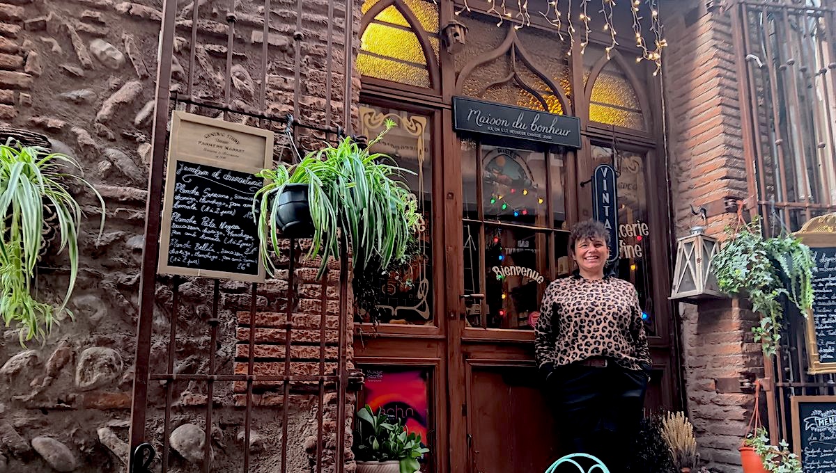 🍷 Le Cochon Hardi – Le bar convivial aux accents gothiques et argentins tenu par Valérie ❤️