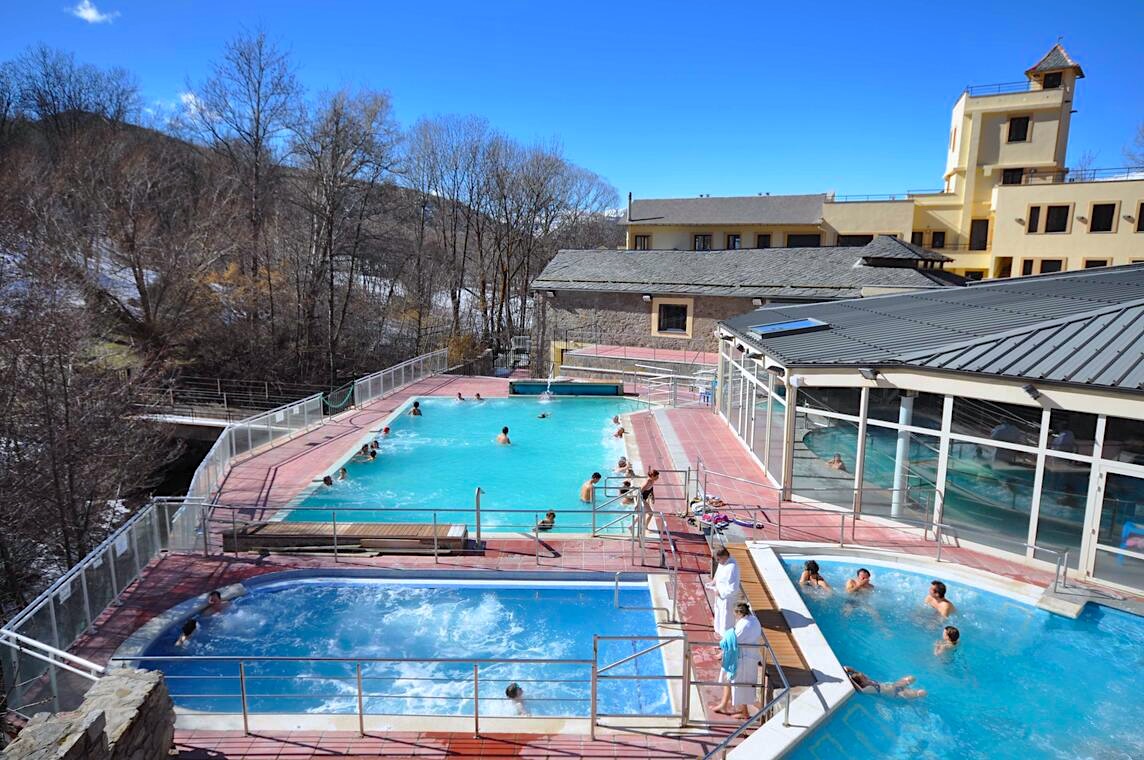 ♨️ Les Bains de Llo : détente naturelle au cœur des montagnes catalanes