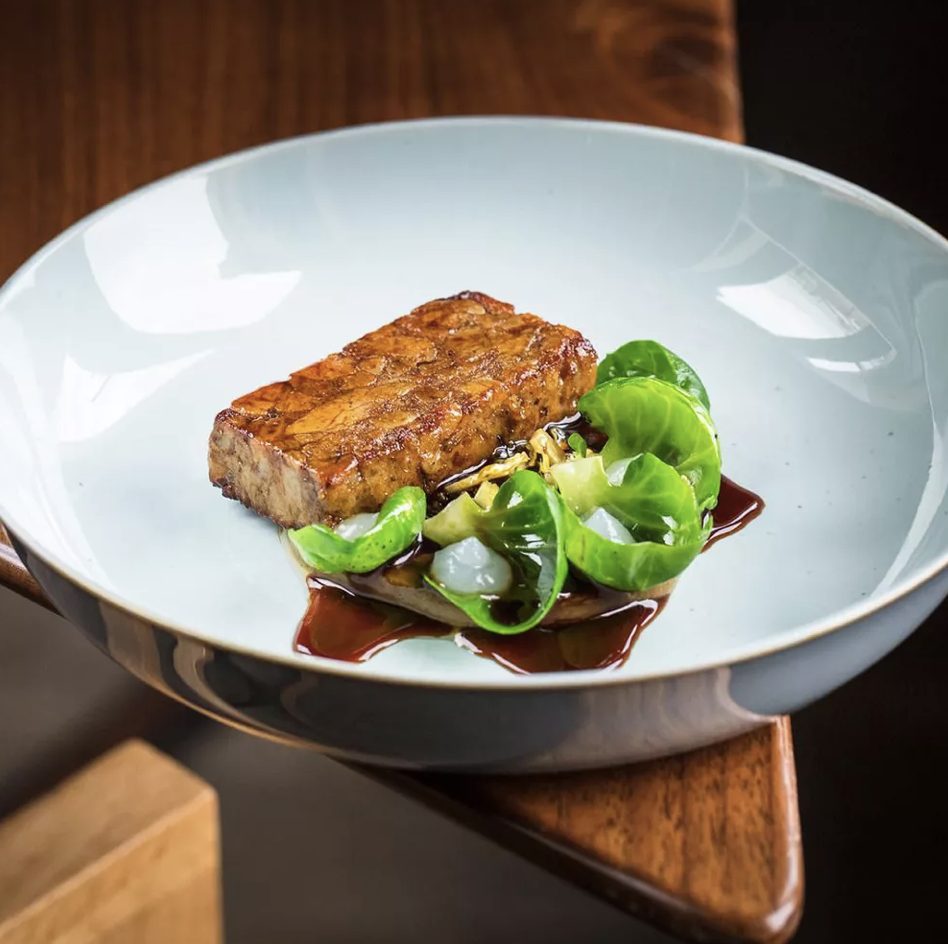 🍷 La Balette : une étoile Michelin au cœur de Collioure, où la Méditerranée rencontre l’excellence