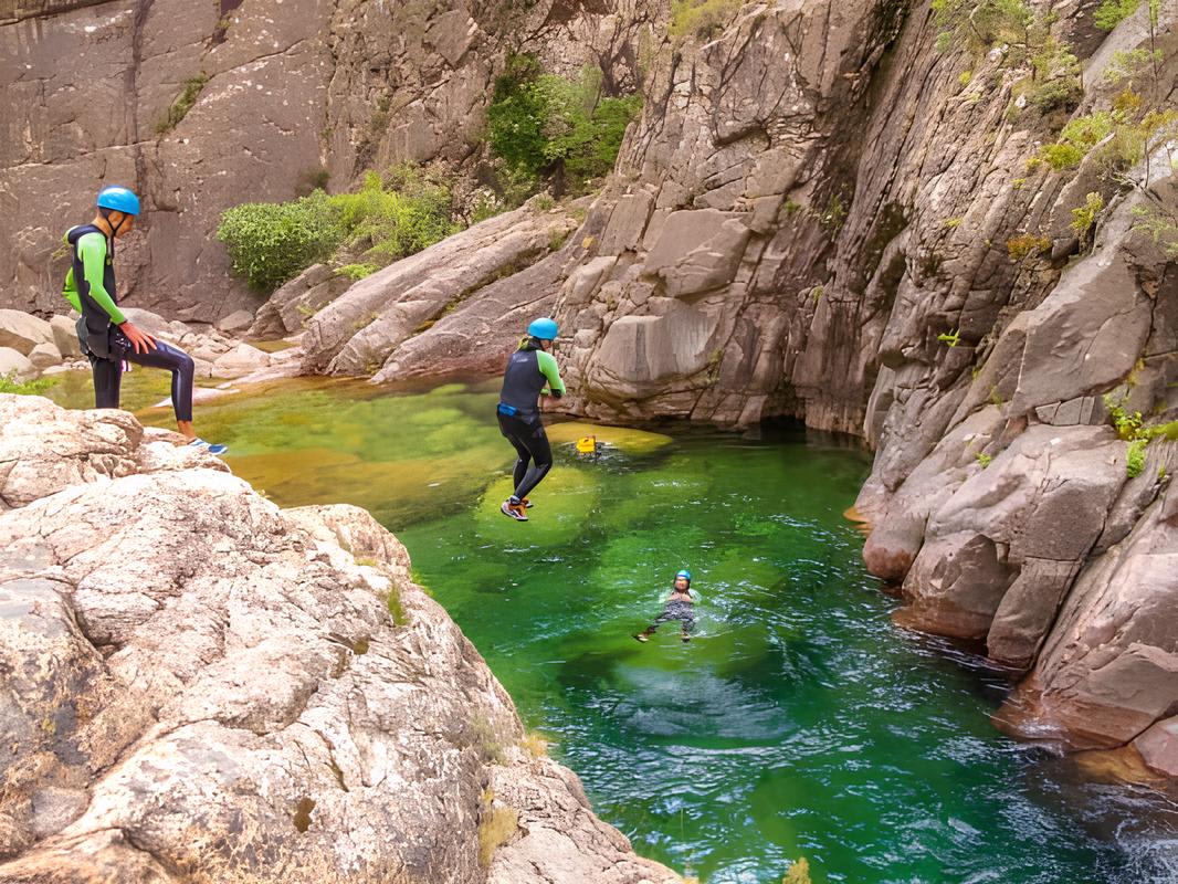 🌿 Oxygen Aventure : l’aventure nature à Saint-Paul-de-Fenouillet, entre Pyrénées et Méditerranée